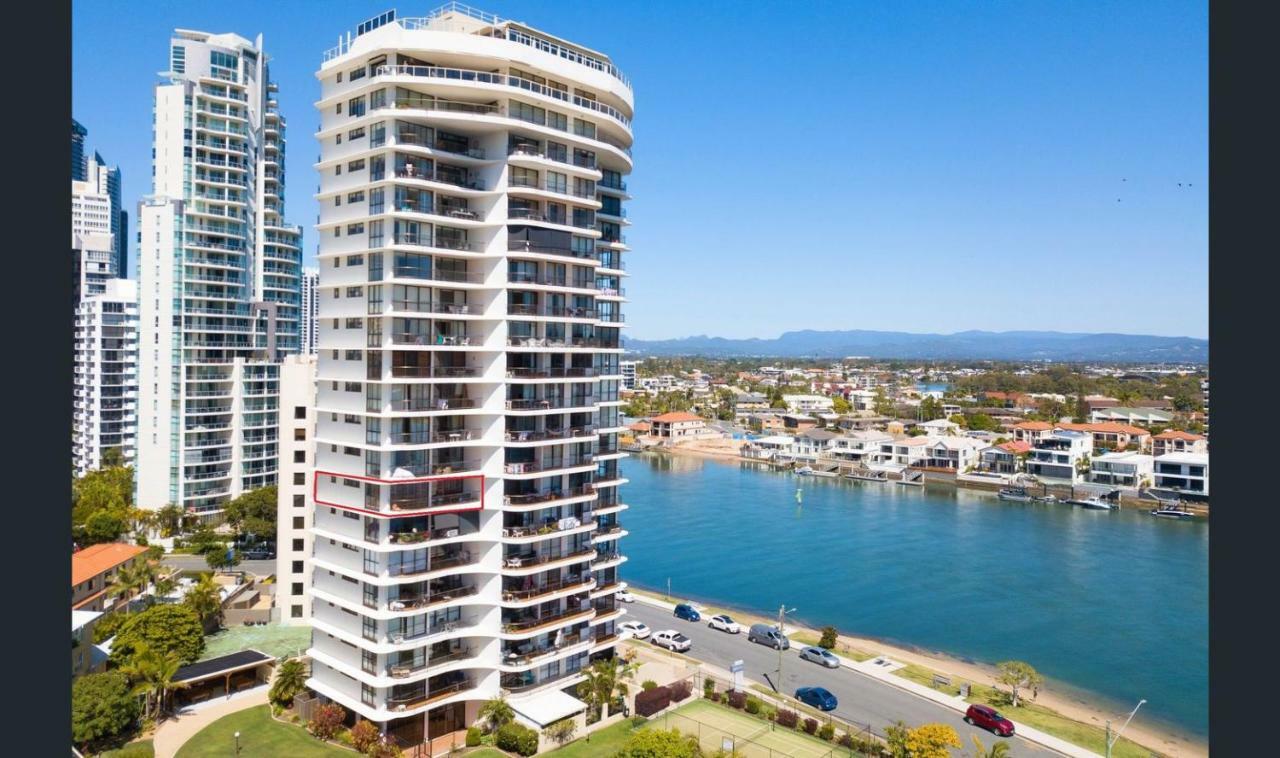 Spectrum Holiday Apartments Gold Coast Exterior photo
